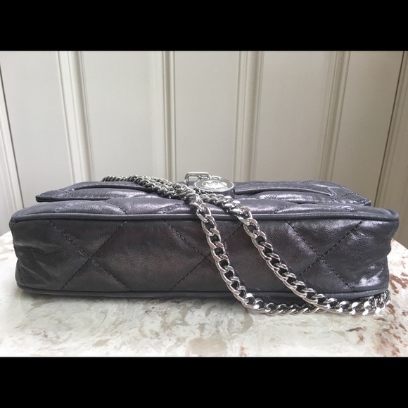 MICHAEL KORS HAMILTON Quilted Flap Shoulder Clutch